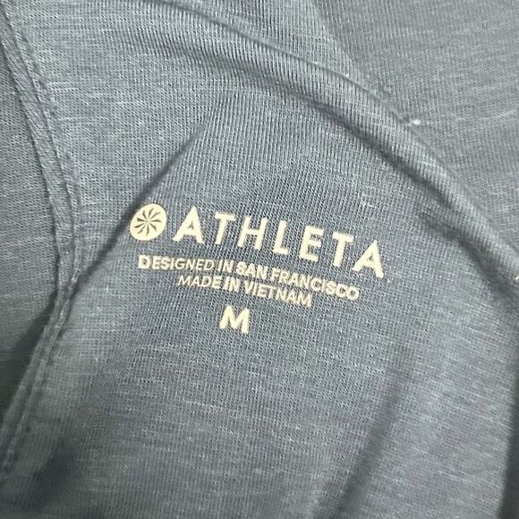 🟢ATHLETA Women's Midnight Blue Essence Crossover Keyhole Racerback Tank Top M - Picture 3 of 4